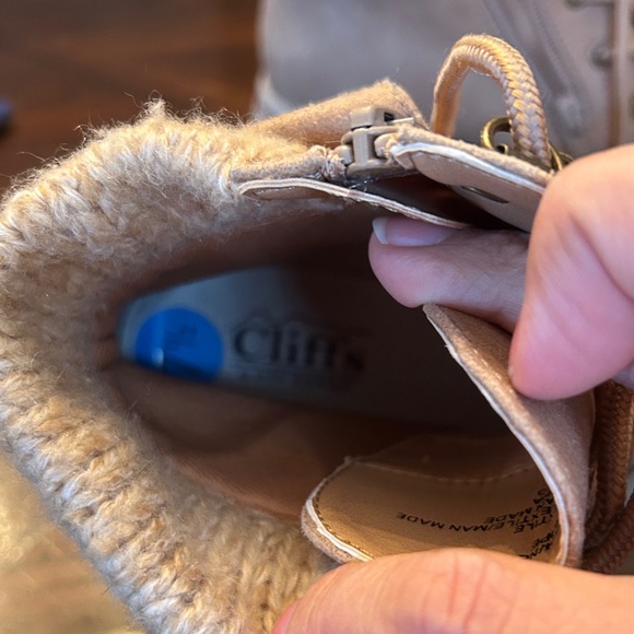 Cliffs by WHITE MOUNTAIN Tan Lace-Up Boots - Picture 6 of 7